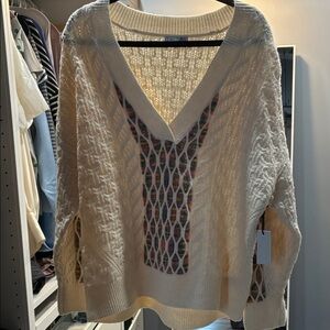 Dex Cream V-Neck Sweater with Patterned Detail